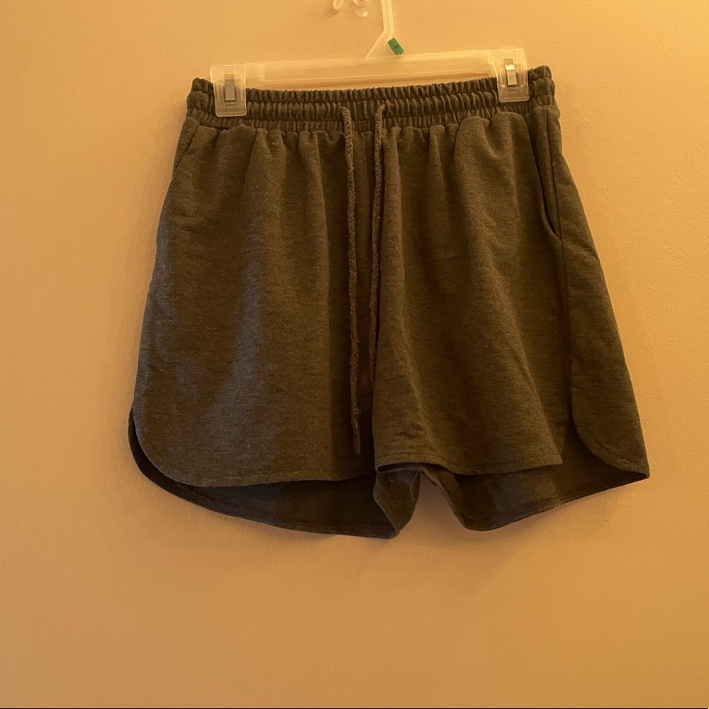 Grey Sweatshorts